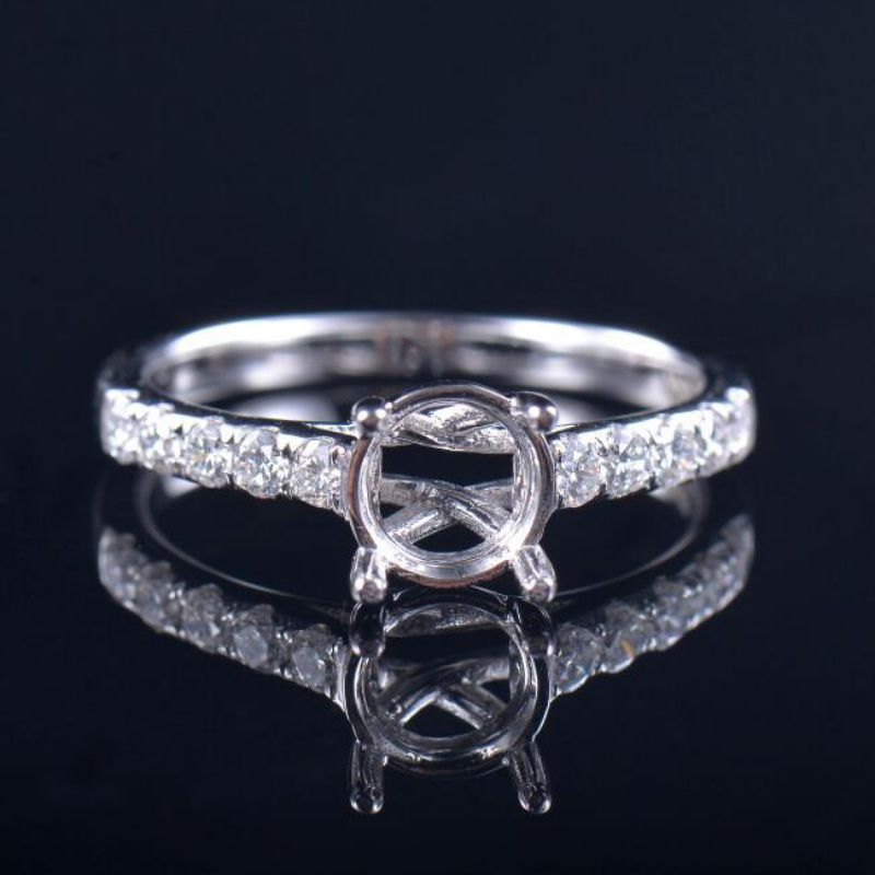 14K White Gold Detailed Ring Mounting