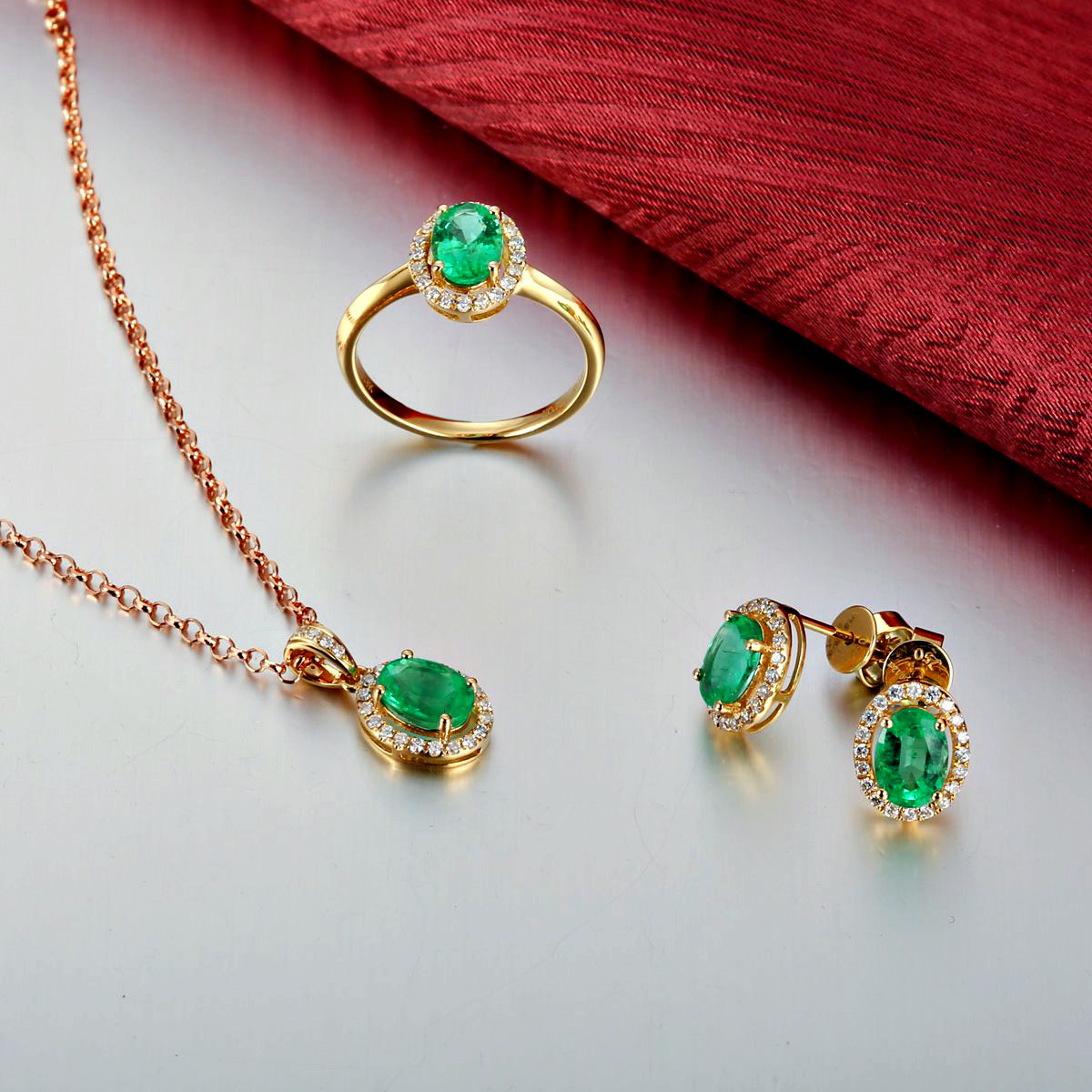 When Thanksgiving Is Around the Corner: What Jewelry Has to Do with It When Thanksgiving Is Around the Corner: What Jewelry Has to Do with It