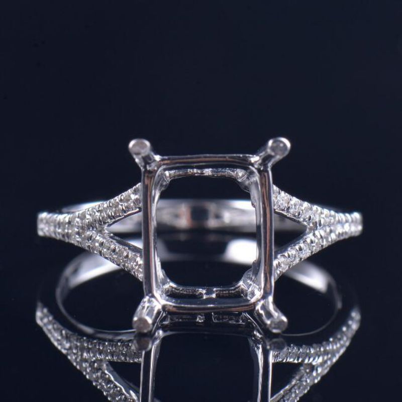 Classic Split Shank Emerald Cut Ring Setting