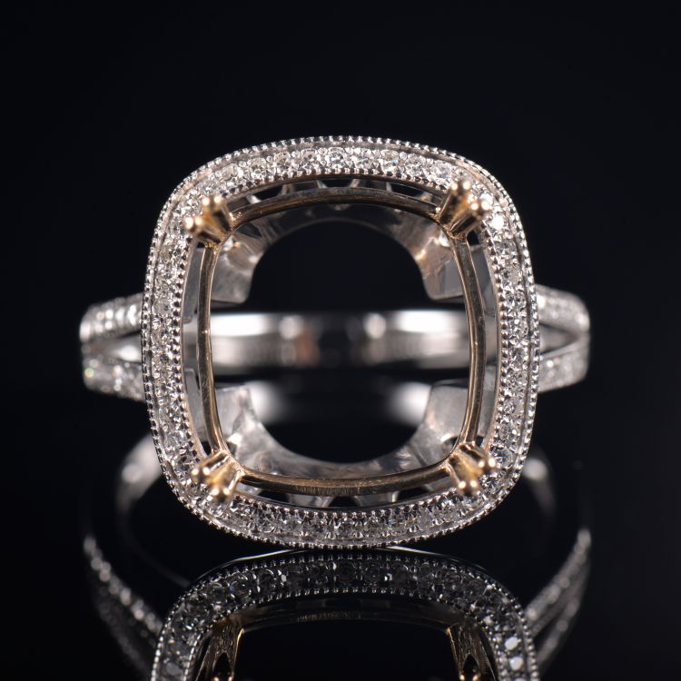 Cushion Cut Lady Halo Ring Mounting