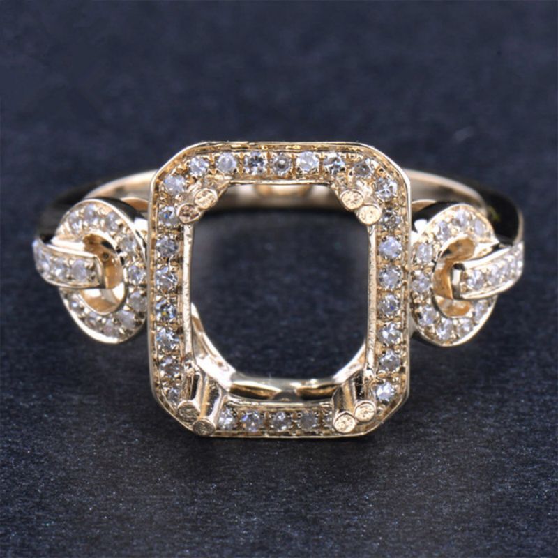 Detailed Emerald Cut Ring Semi-Set