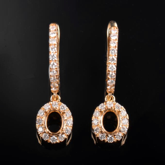 Detailed Quality Lady Earrings Semi-Set