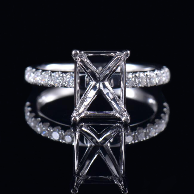 Emerald Cut Couple Ring Semi Mount