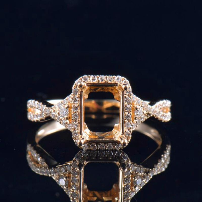 Twist Shank Emerald Cut Ring Semi-Set